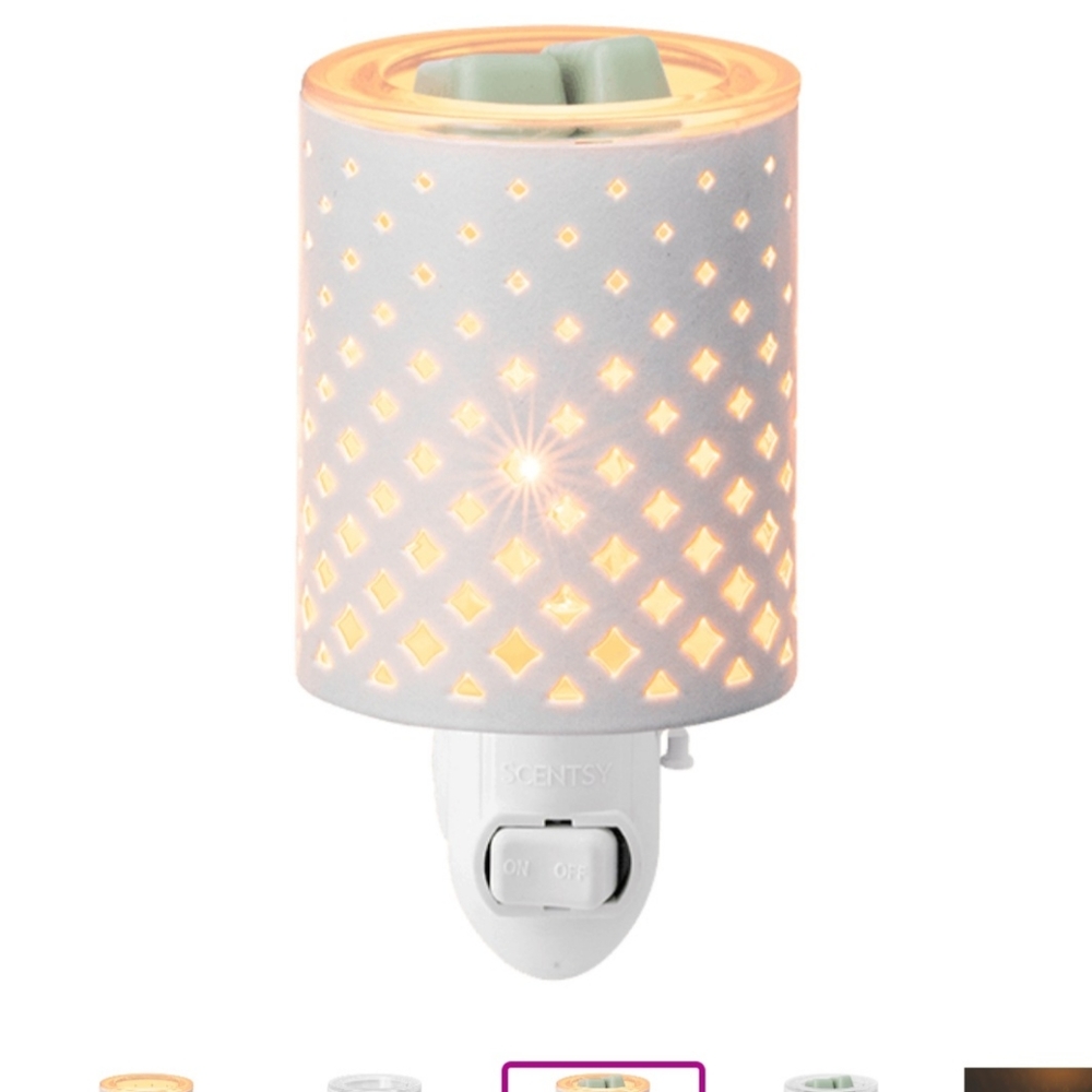 Scentsy Light From Within mini warmer